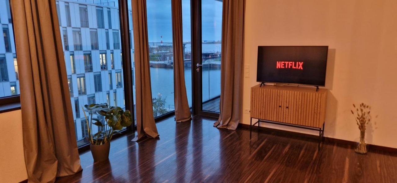 Homey Apartments Harbor Suite - Parking Two Bathrooms Netflix Sea View Bremerhaven Exterior foto