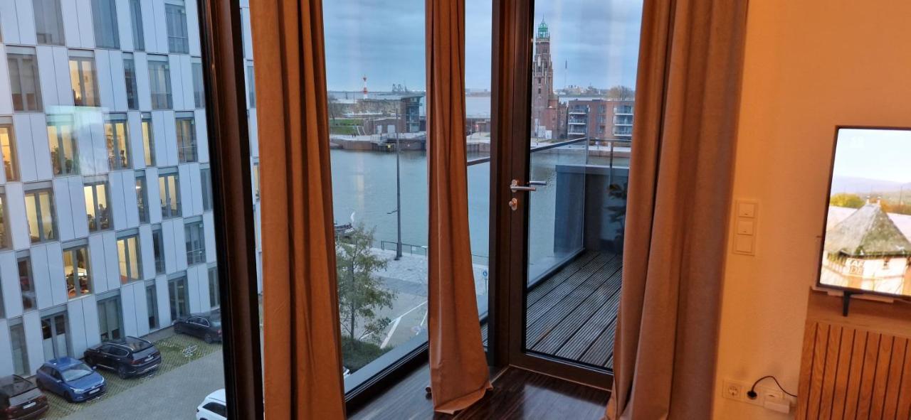 Homey Apartments Harbor Suite - Parking Two Bathrooms Netflix Sea View Bremerhaven Exterior foto